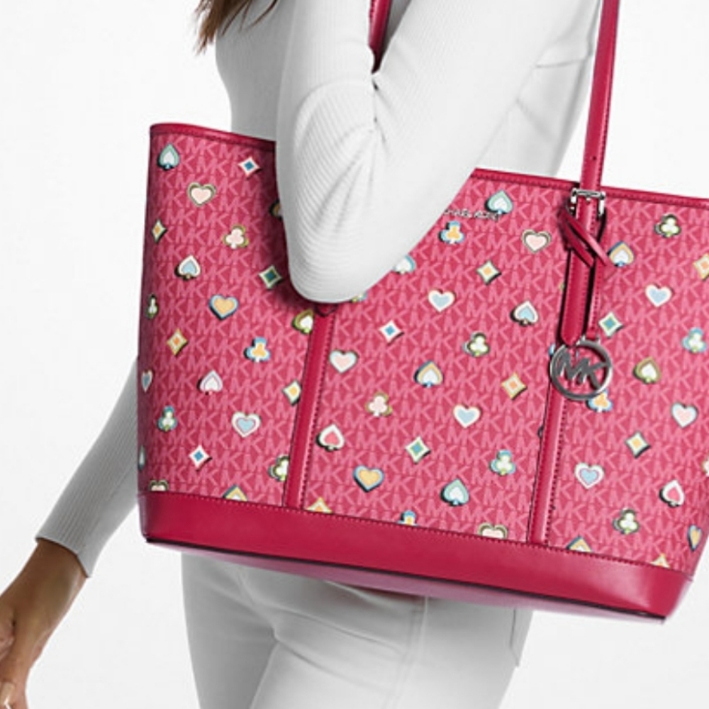 Michael Kors Jet Set Large Pink Heart  Tote Bag NWT - Picture 2 of 5